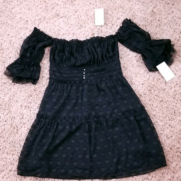 🚫SOLD🚫NWT FL&L OFF SHOULDER MINI DRESS - Picture 6 of 8